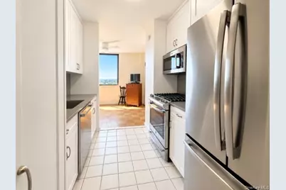 26910 Grand Central Parkway #15B, Floral Park, NY 11005 - Photo 10
