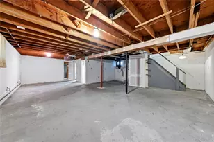 32 Edgewood St, Mastic, NY 11950 - Photo 12