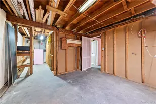 32 Edgewood St, Mastic, NY 11950 - Photo 14