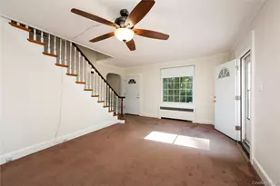 43 Leslie Rd, Newburgh, NY 12550 - Photo 8