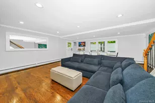 12 Squirrel Ln, Levittown, NY 11756 - Photo 20