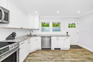 12 Squirrel Ln, Levittown, NY 11756 - Photo 8