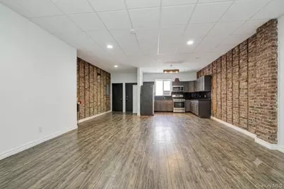 5224 35th Street, Long Island City, NY 11101 - Photo 2