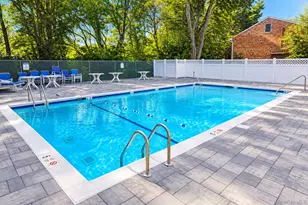 40 4th Street W, Patchogue, NY 11772 - Photo 12