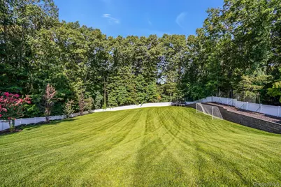 7 Stonehurst Lane, Dix Hills, NY 11746 - Photo 48