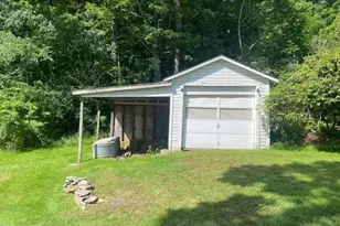 10 Lake View Rd, Kenoza Lake, NY 12750 - Photo 16