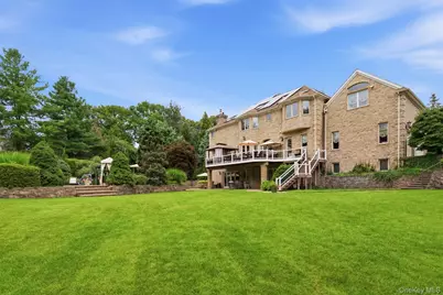 15 Peppermill Lane, Dix Hills, NY 11746 - Photo 38