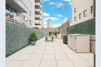 519 Borden Avenue #1H, Long Island City, NY 11101 - Photo 8