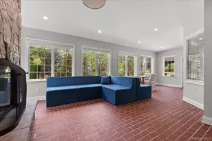 111 Barrett Rd, Lawrence, NY 11559 - Photo 10