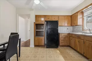634 Broadway, Bethpage, NY 11714 - Photo 20