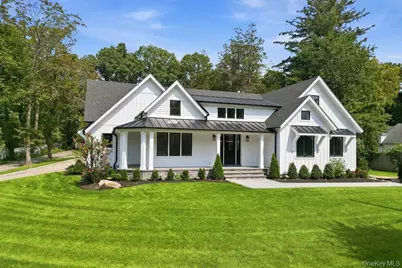 1 Timothy Lane, Huntington Station, NY 11746 - Photo 2