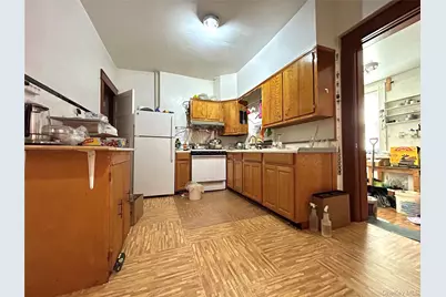 94-24 41st Road, Elmhurst, NY 11373 - Photo 6