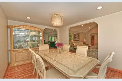 4 Village Hill Drive, Dix Hills, NY 11746 - Photo 14