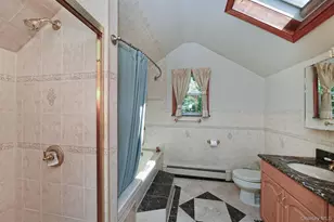 4 Village Hill Dr, Dix Hills, NY 11746 - Photo 34