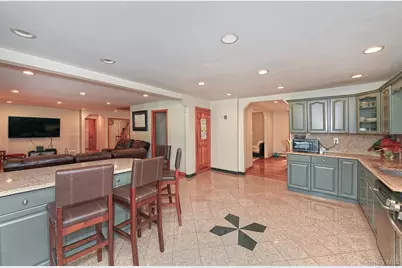 4 Village Hill Drive, Dix Hills, NY 11746 - Photo 18