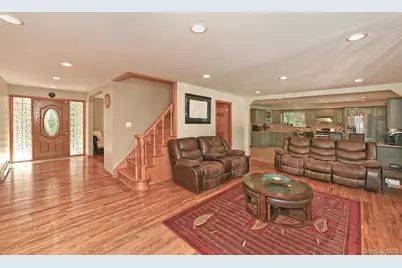 4 Village Hill Drive, Dix Hills, NY 11746 - Photo 22