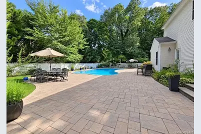 5 Keystone Court, Smithtown, NY 11787 - Photo 34