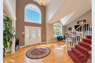 5 Keystone Court, Smithtown, NY 11787 - Photo 4