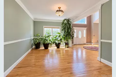 5 Keystone Court, Smithtown, NY 11787 - Photo 12