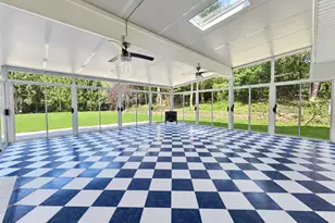 19 Victoria Ln, Manorville, NY 11949 - Photo 12
