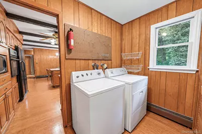 2 Jefferson Court, East Setauket, NY 11733 - Photo 20