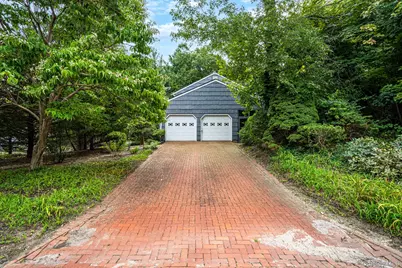 2 Jefferson Court, East Setauket, NY 11733 - Photo 4