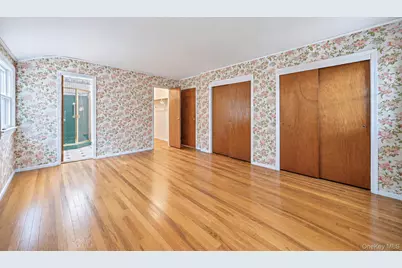 2 Jefferson Court, East Setauket, NY 11733 - Photo 24