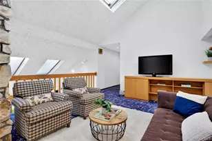 4 Parkwood Dr, Great Neck, NY 11023 - Photo 22
