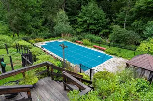 52 Friendly Rd, Brewster, NY 10509 - Photo 10
