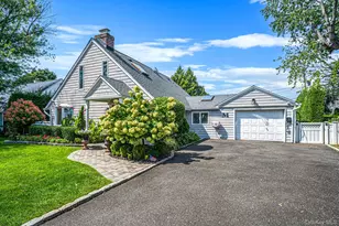 2115 Randall Ave, East Meadow, NY 11554 - Photo 42