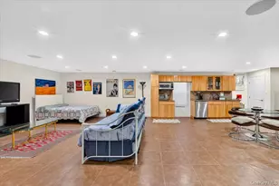 81 Montgomery Blvd, Atlantic Beach, NY 11509 - Photo 32