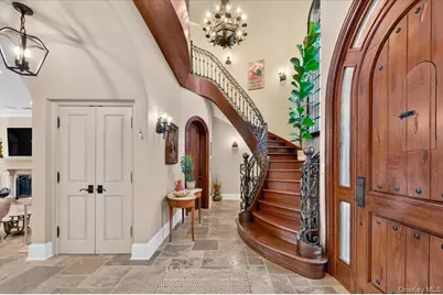 81 Montgomery Boulevard, Atlantic Beach, NY 11509 - Photo 4