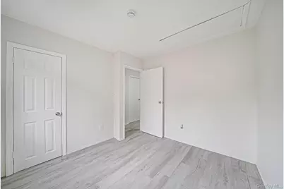 9 Carson Lane, Medford, NY 11763 - Photo 18
