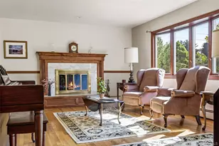1035 Theresa Dr, Mattituck, NY 11952 - Photo 4