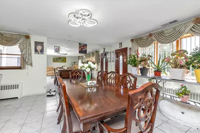 15 Hudson Avenue, Valley Stream, NY 11580 - Photo 6