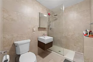 28-18 Astoria Blvd, Long Island City, NY 11102 - Photo 6