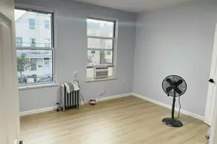 1618 Glover St, Bronx, NY 10462 - Photo 1