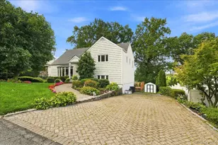 44 Montrose Rd, Yonkers, NY 10710 - Photo 2