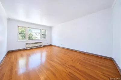 9056 52nd Avenue, Elmhurst, NY 11373 - Photo 20