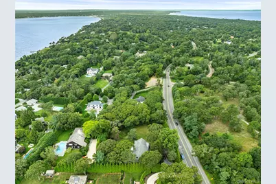 422 Montauk Highway, Southampton, NY 11968 - Photo 26