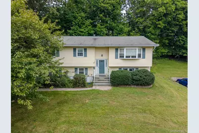 60 Gerardine Place, New City, NY 10956 - Photo 2