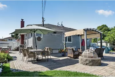53 Burlington Avenue, Deer Park, NY 11729 - Photo 16