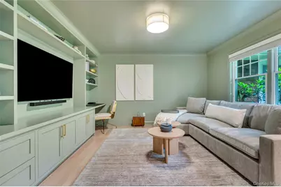 117 Montauk Boulevard, East Hampton, NY 11937 - Photo 16