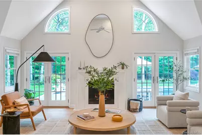 117 Montauk Boulevard, East Hampton, NY 11937 - Photo 8