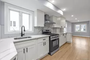 74 Davis St, East Rockaway, NY 11518 - Photo 6