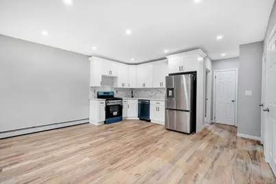 21933 Edgewood Avenue, Springfield Gardens, NY 11413 - Photo 8