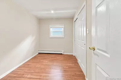 11 Oak Avenue #11, Bronx, NY 10465 - Photo 12