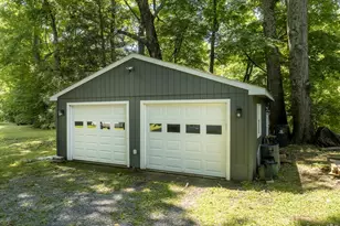 13-14 Creekside Pl, Pleasant Valley, NY 12569 - Photo 12