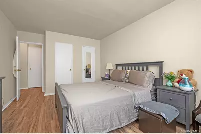 84-25 118th Street #3D, Kew Gardens, NY 11415 - Photo 6
