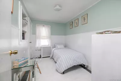 47 Chester Court, Oceanside, NY 11572 - Photo 16